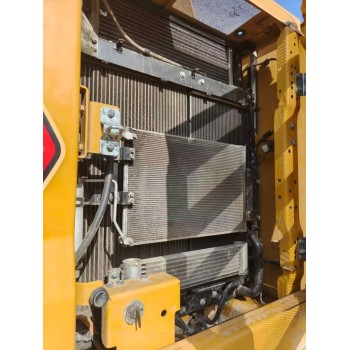 EXCAVADORA CATERPILLAR 320