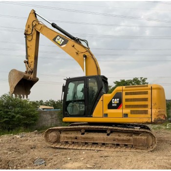EXCAVADORA CATERPILLAR 323