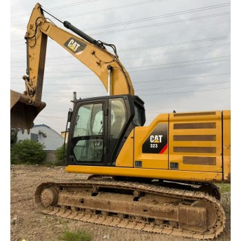 CATERPILLAR 323 EXCAVATOR